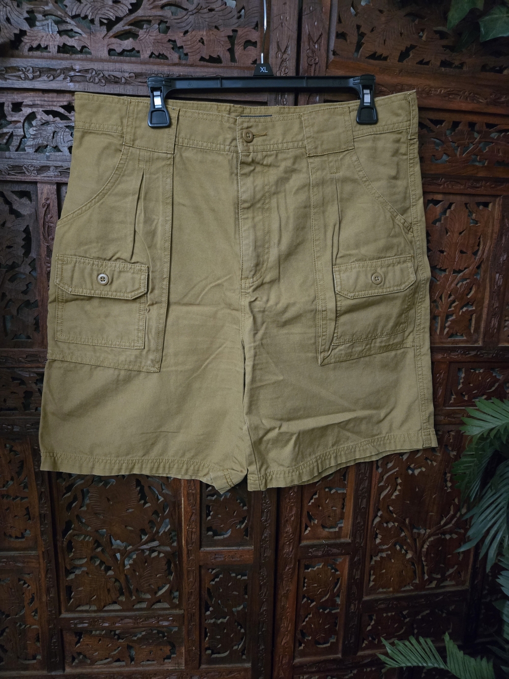 Men's Cabela Cargo Shorts in Olive Tan - Classic Utility Style